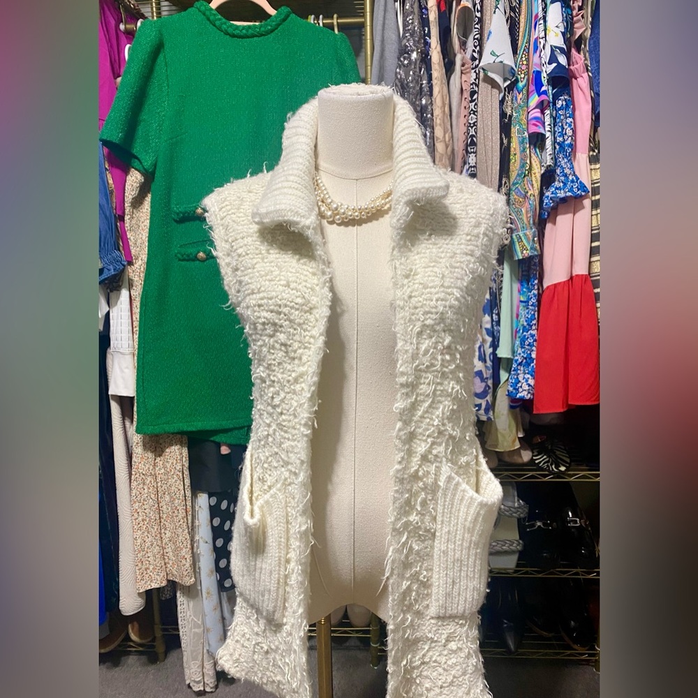 Anthropologie Fuzzy Open Front Knit Vest Wool Blend Cream XS Made in Italy